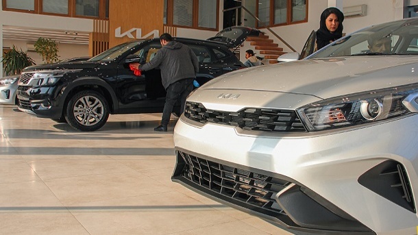 توقف اجرای آییننامه واردات خودرو با دستور دیوان عدالت اداری