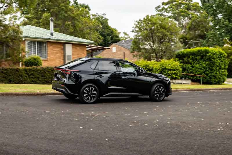 تویوتا bZ4X مدل 2026