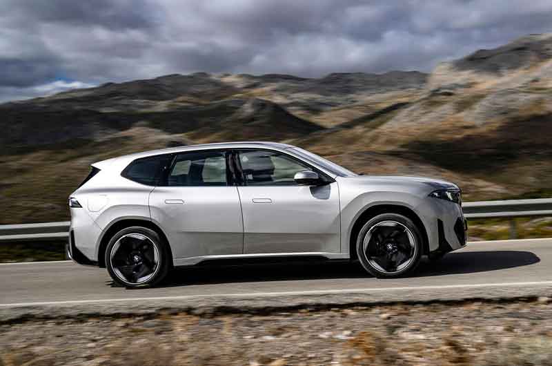 BMW iX3
