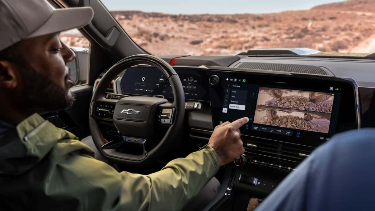 پشتیبانی از Apple CarPlay و Android Auto در پیکاپ‌های جدید جنرال موتورز