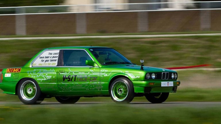 رؤیای مات ریمک: ملاقات با خودروی محبوبش BMW E30 V10
