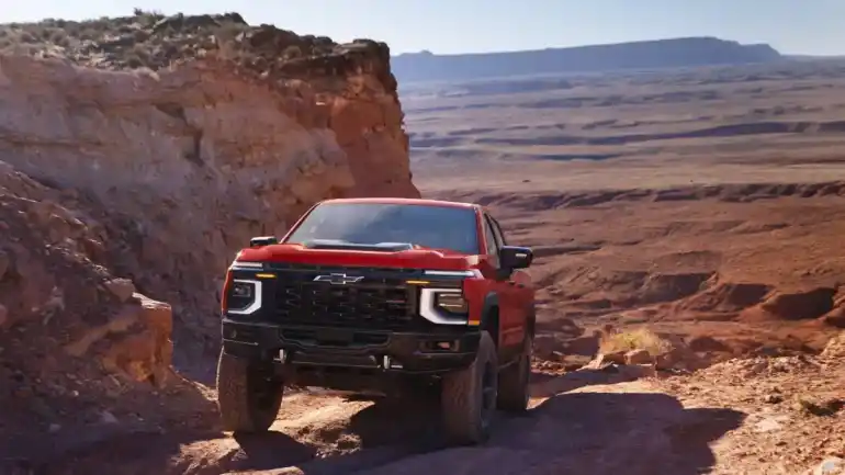 Chevy Equinox و Silverado با PHEVهای 70 مایلی تا 2028